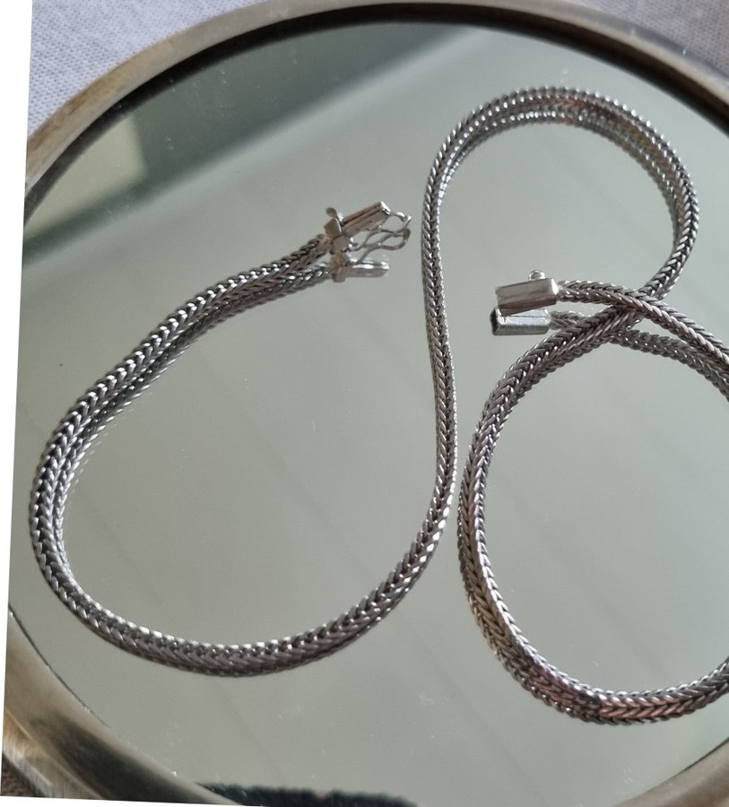 Vintage silver tjock halsband fint skick