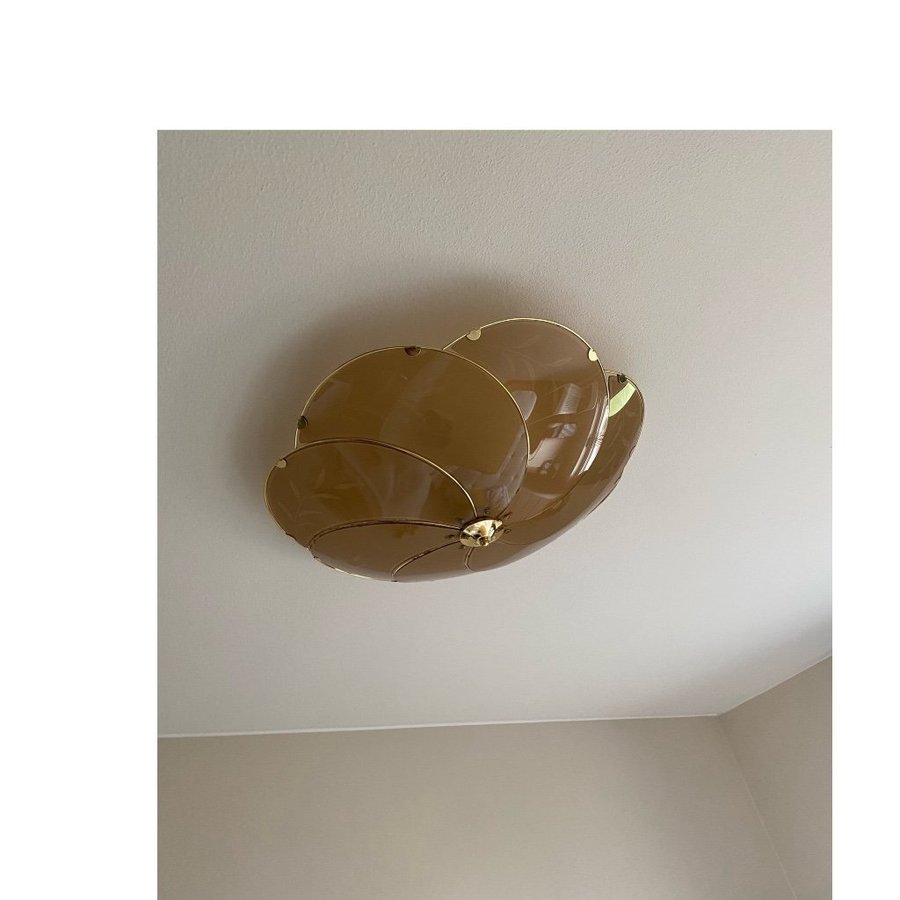 TAKLAMPA PLAFOND i GLAS