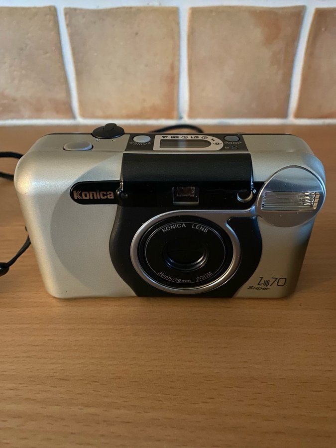 Konica Z-up 70 Super med fodral.