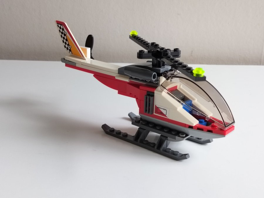 Lego Helikopter 60183