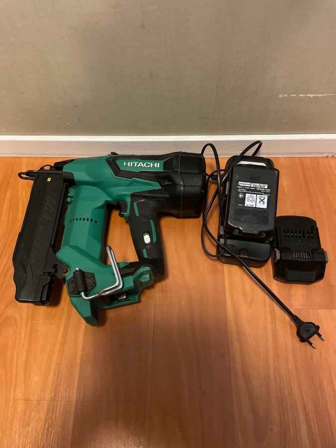 Hitachi Spikpistol nt 1850dbsl