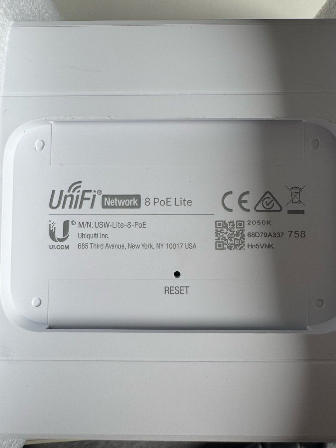 Ubiquiti UniFi 8-Port PoE Lite Switch (Nr 2)