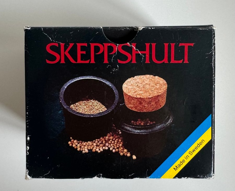 Skeppshult Cast Iron Spice Mill ( Kryddkvarn av gjutjärn)