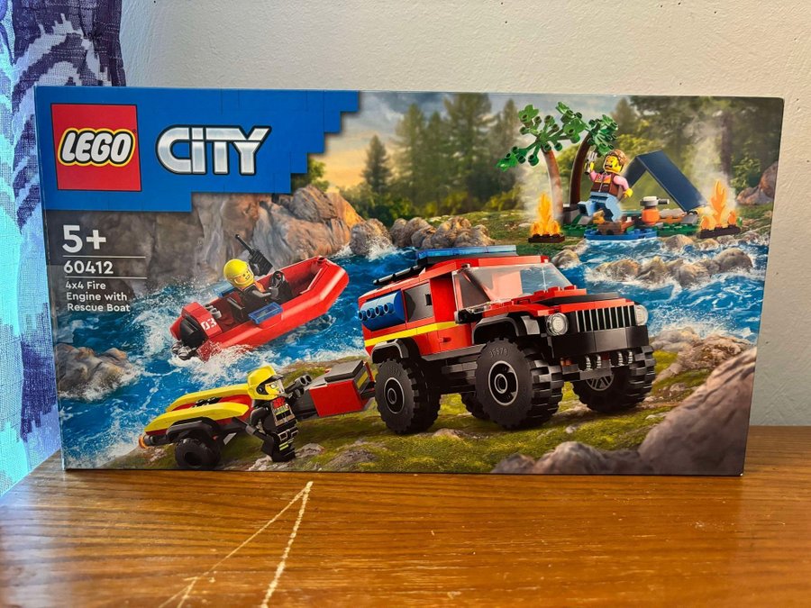 LEGO City 4x4 Brandbil med räddningsbåt 60412