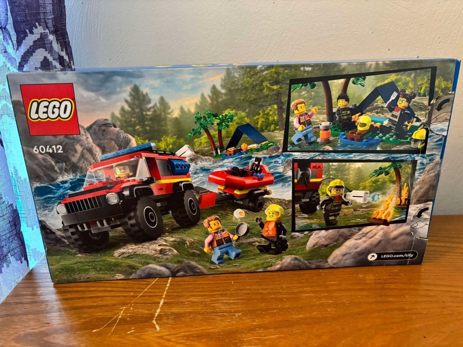 LEGO City 4x4 Brandbil med räddningsbåt 60412