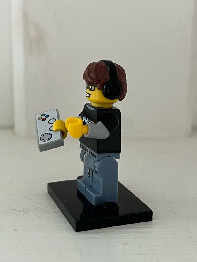 LEGO minifigur Video guy gamer (71007) serie 12. Fint skick.