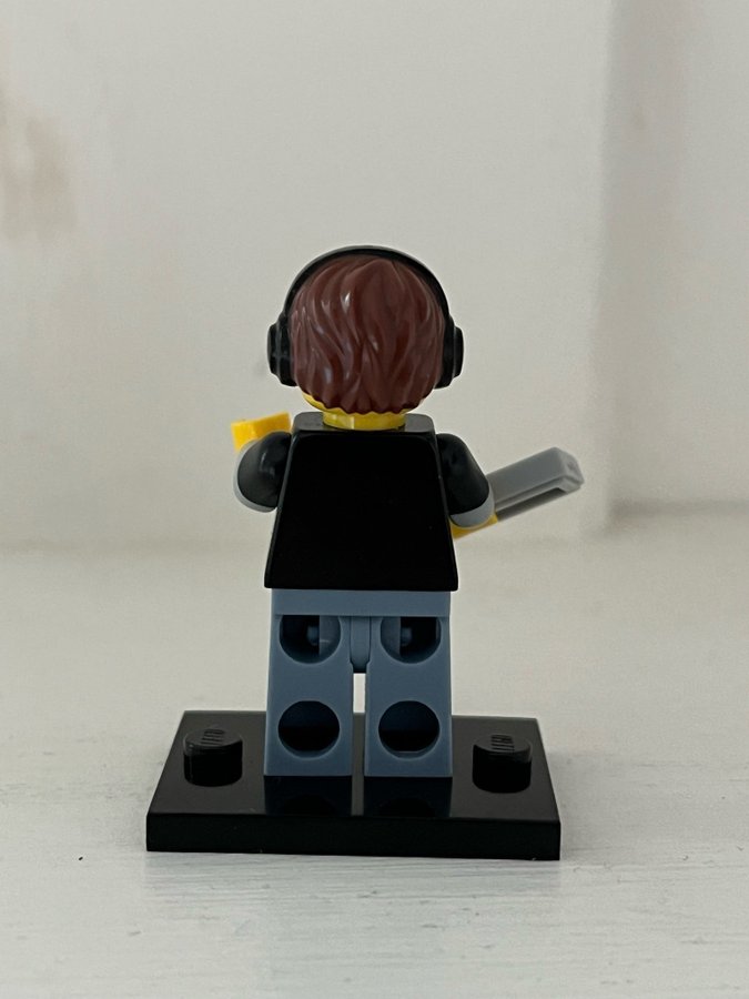 LEGO minifigur Video guy gamer (71007) serie 12. Fint skick.