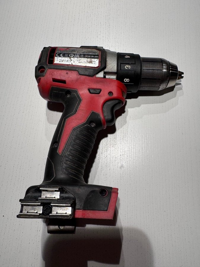 Milwaukee m18 brushless BLDD