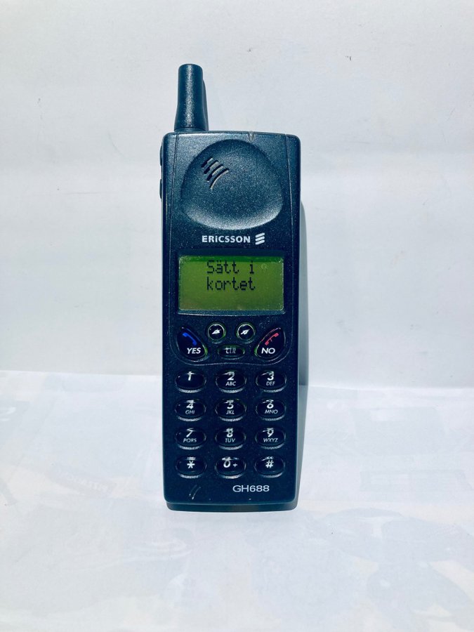 Ericsson GH688 Retro / Vintage Mobiltelefon