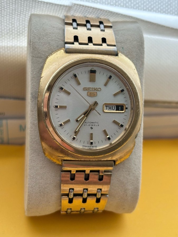 Seiko Automatic 21 Jewels ref 6119-8430