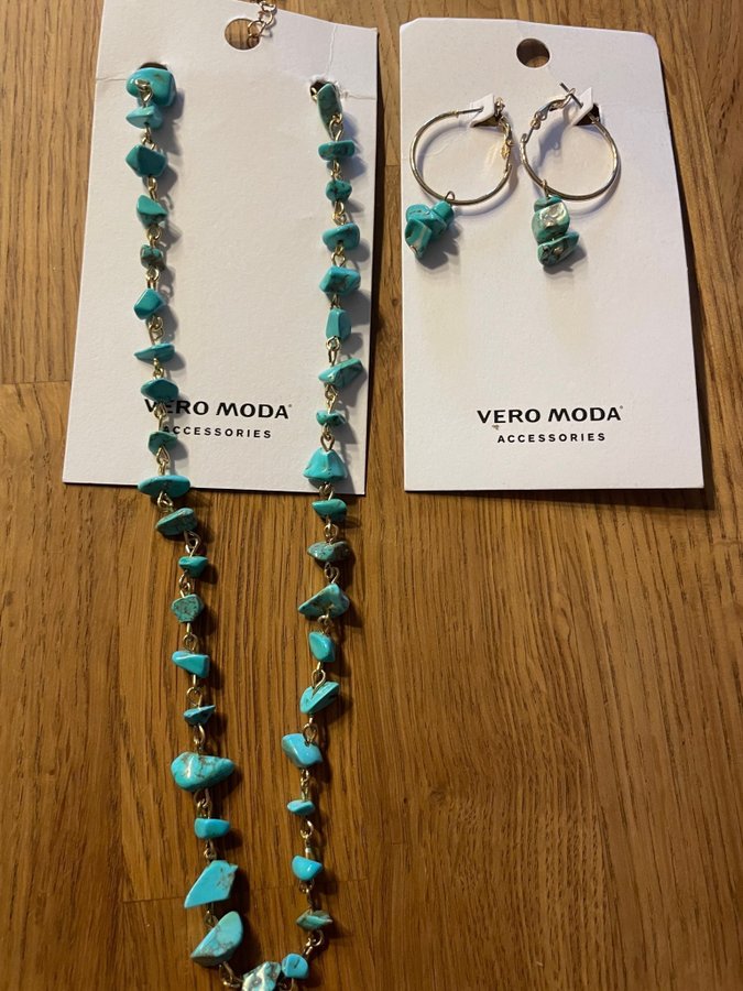 Matchande Halsband och örhänge från vero Moda *nya och oanvända*