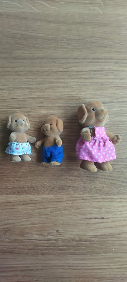 Äldre Sylvanian Forest families - Hundfamiljen