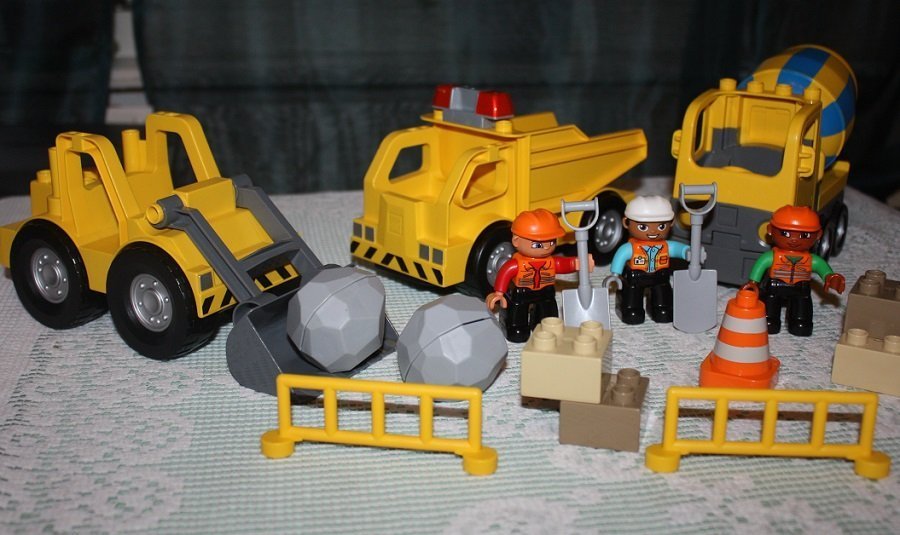 Lego Duplo grävmaskin, cementmixer och lastbil