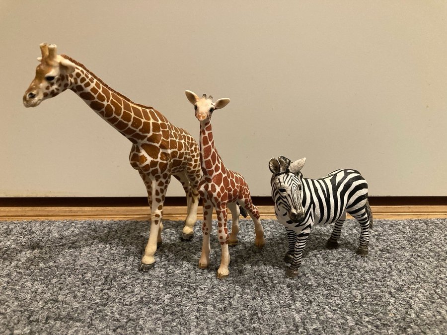 Schleich giraff och zebra