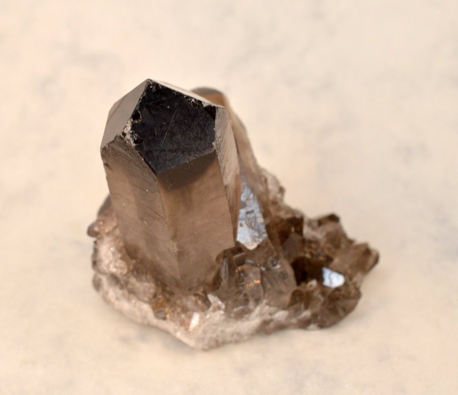 Rökkvarts kristaller (Smoky Quartz crystals)