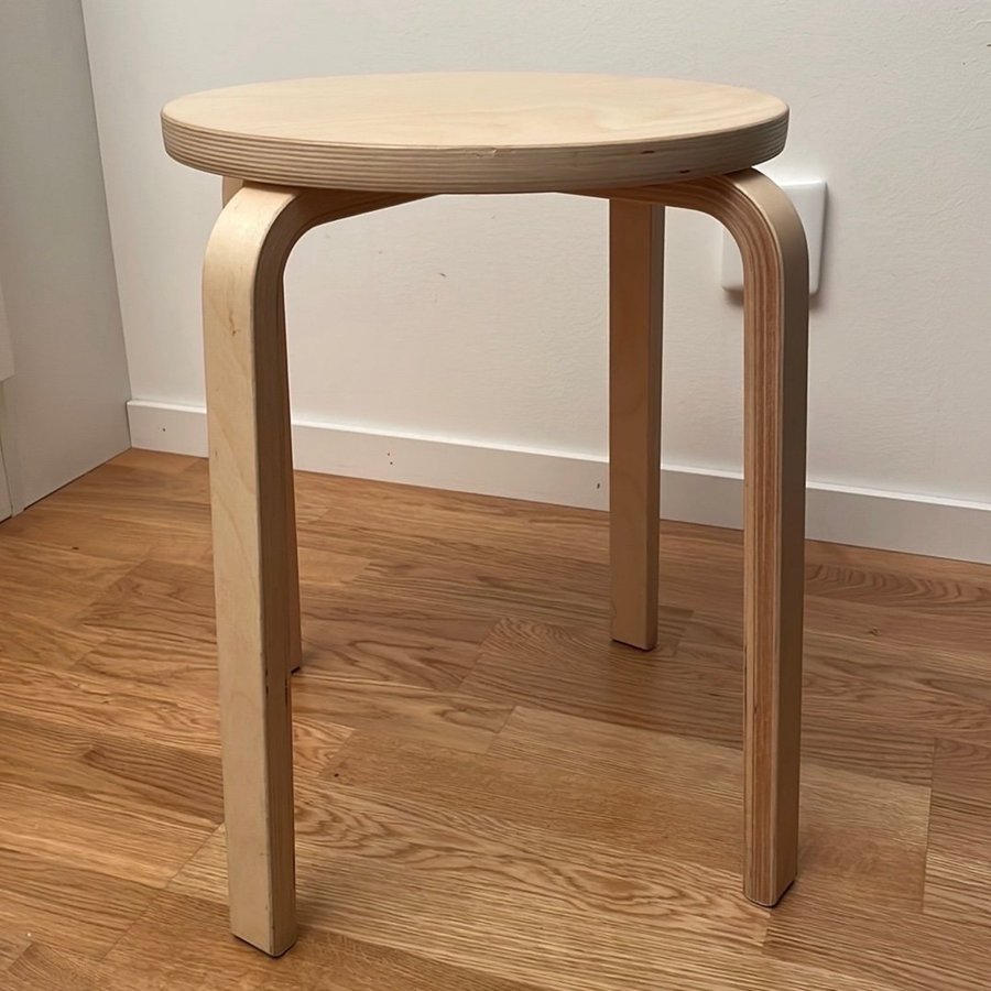 Vintage Ikea Pall Stol Frosta Träpall Böjträ 90-tal. Alvar Aalto Style