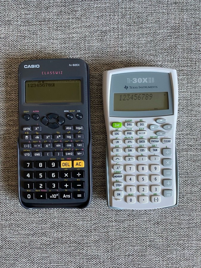 Miniräknare Casio FX-82EX  Texas Instruments TI-30XIIB