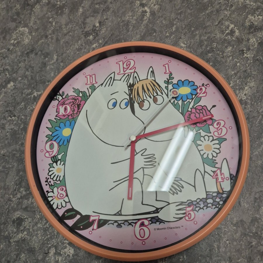 Moomin väggklocka