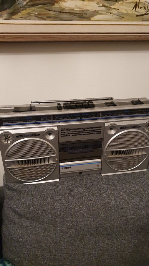 PHILIPS 8134 4-bands radiokassettbandspelare