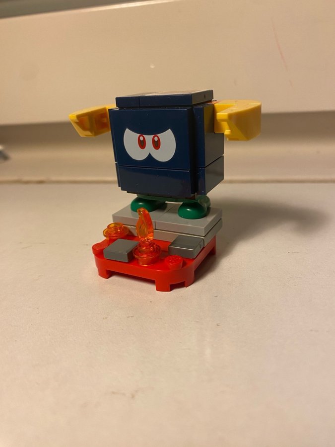 LEGO Super Mario bully