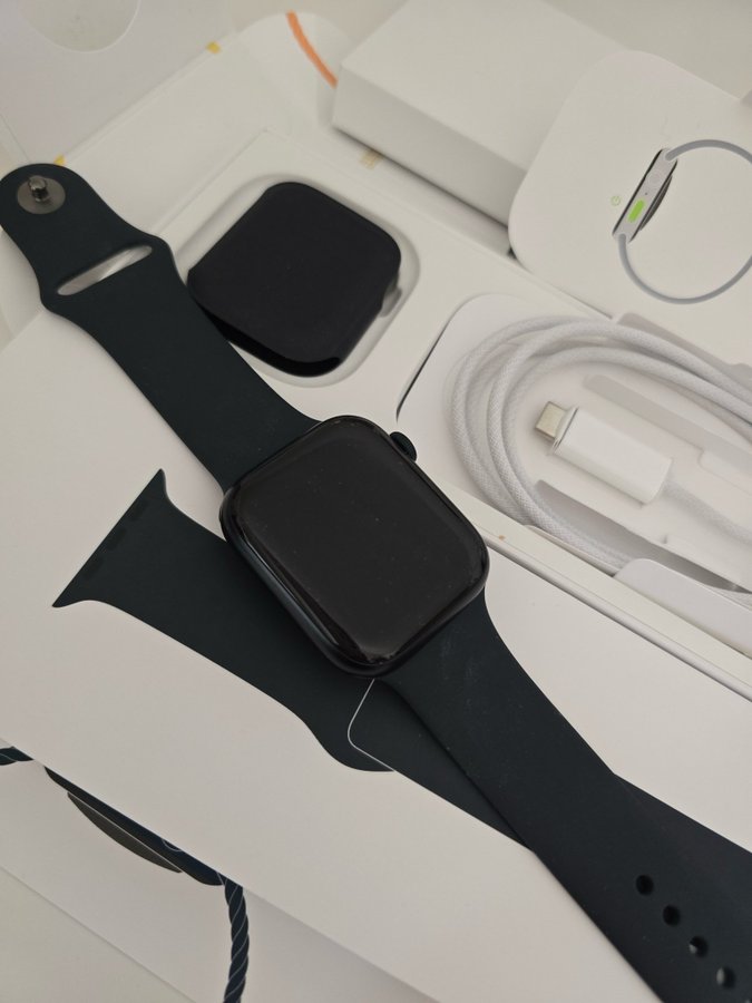 Apple Watch Series 9 GPS + Cellular 45mm