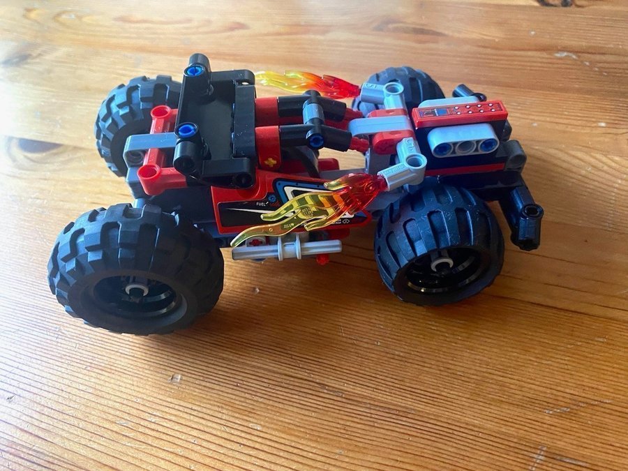 LEGO Technic 42073 Kross! / Bash!