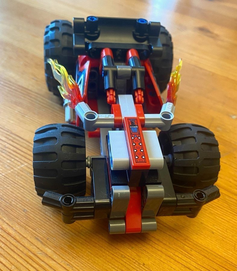 LEGO Technic 42073 Kross! / Bash!