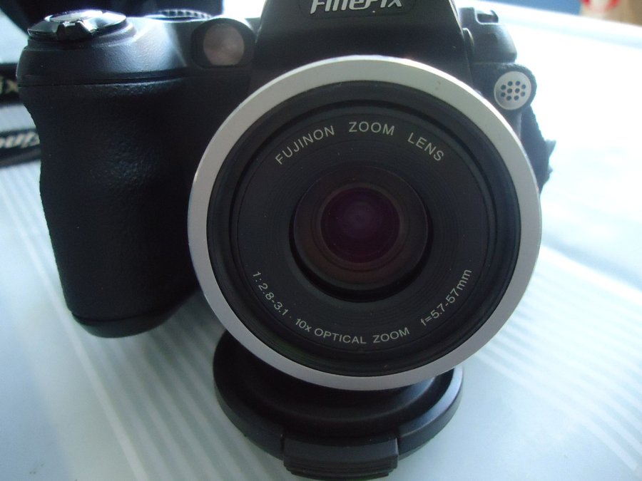 Fujifilm FinePix S5000 Digitalkamera