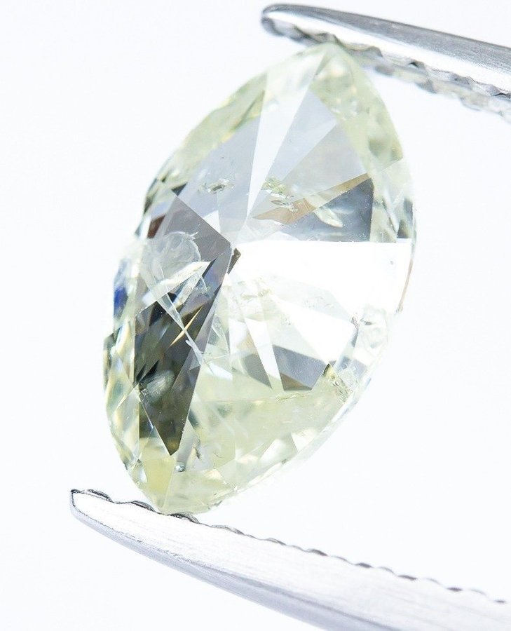 Markisslipad diamant; 1.0 carat; Natural Fancy Light Grayish Yellow; I2