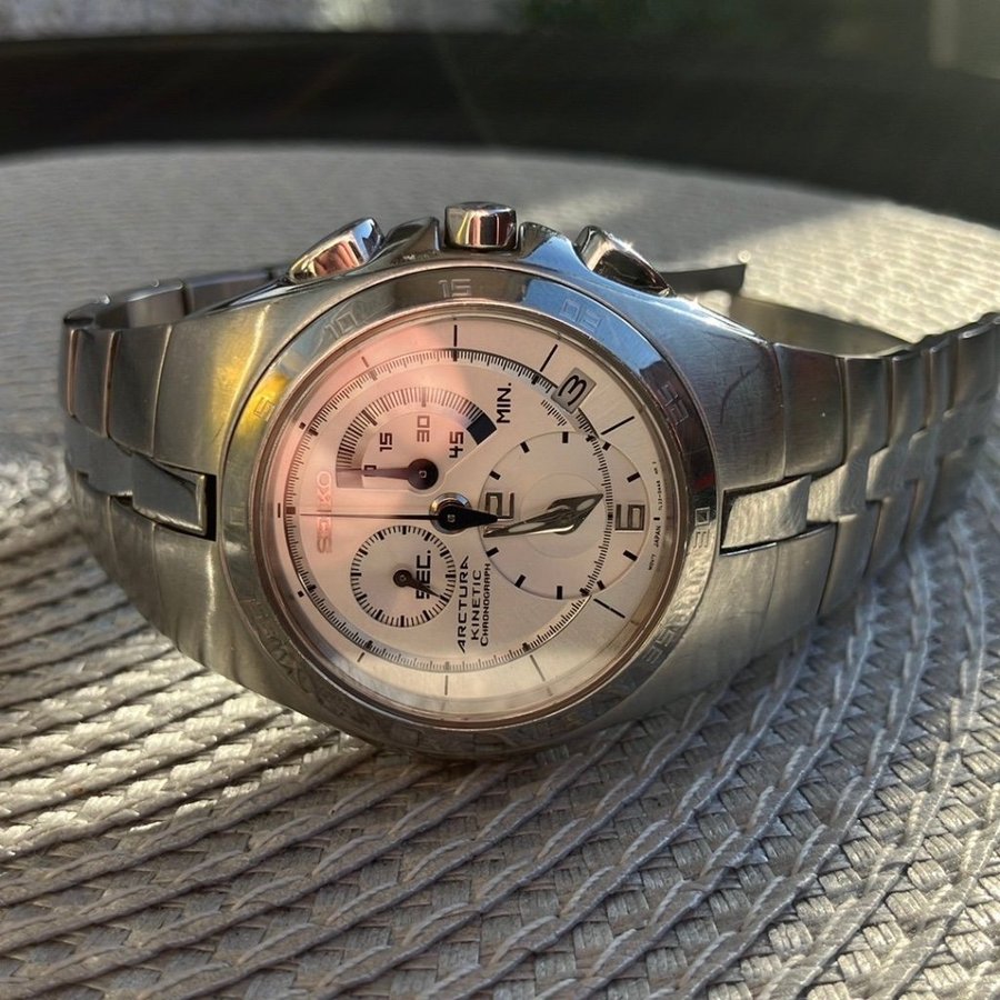 Seiko Atctura Kinetic Chronograph