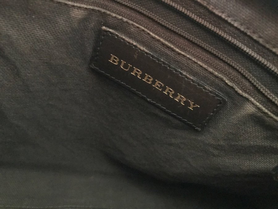 Burberry taske