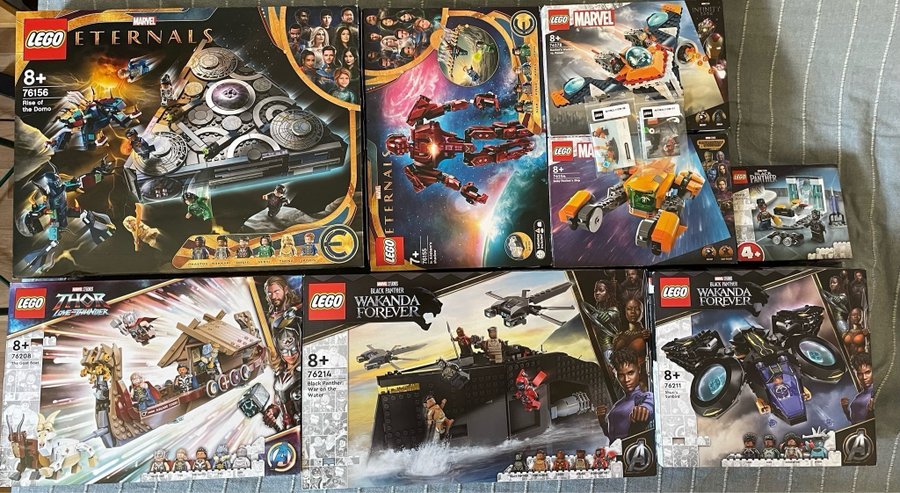 LEGO Marvel 12 set