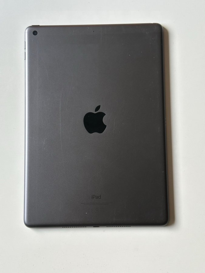 iPad 7:e gen / 7th. A2197. Hel och fin. Sprace Gray.