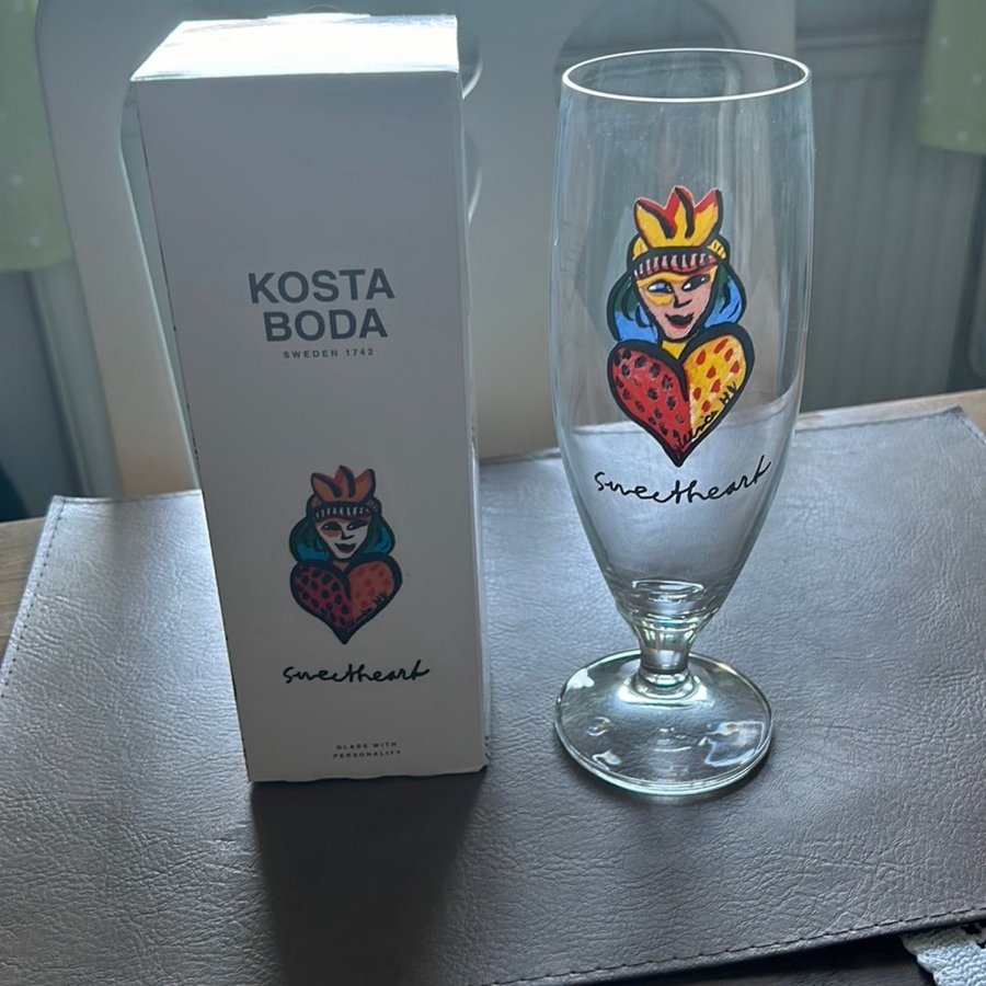 Kosta Boda Sweetheart Ölglas