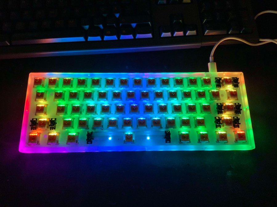 womier k61 with glorious switches Mechanical keyboard with out keycaps