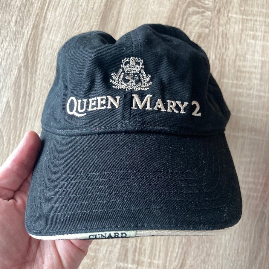 Queen Mary 2 baseball cap