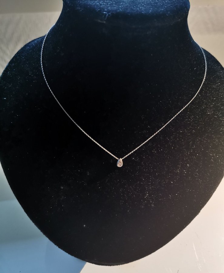 925 sterling silver halsband. 42 cm lång. Minimalistisk.