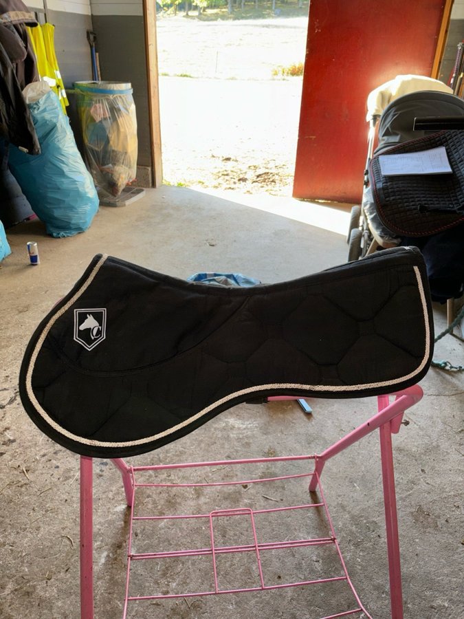 Saddle pad storlek full