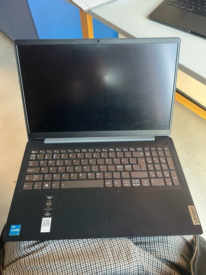 Lenovo IdeaPad 3 (15")