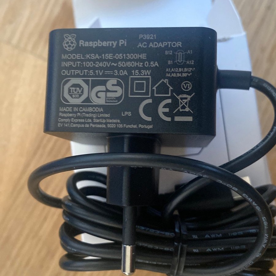 Raspberry Pi Official USB Power Supply