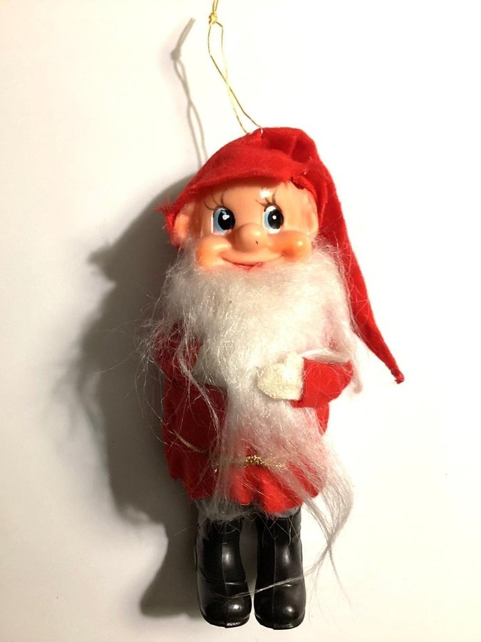 Liten Söt Tomte Vintage Retro Docka med ansikte i plast 15 cm Från 50-60-talet