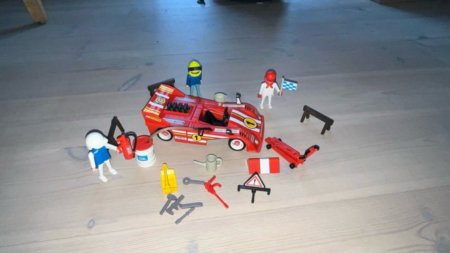 Playmobil Formel 1 bil med tillbehör