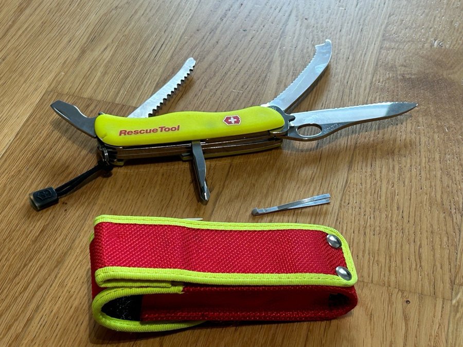 Victorinox RescueTool