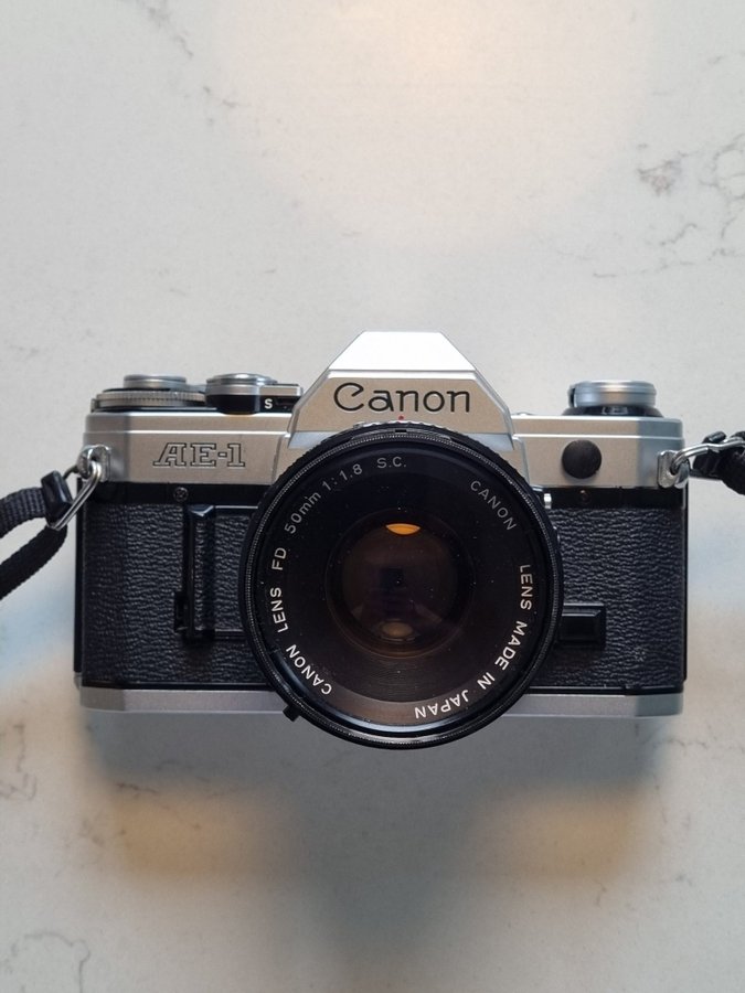 Canon AE-1