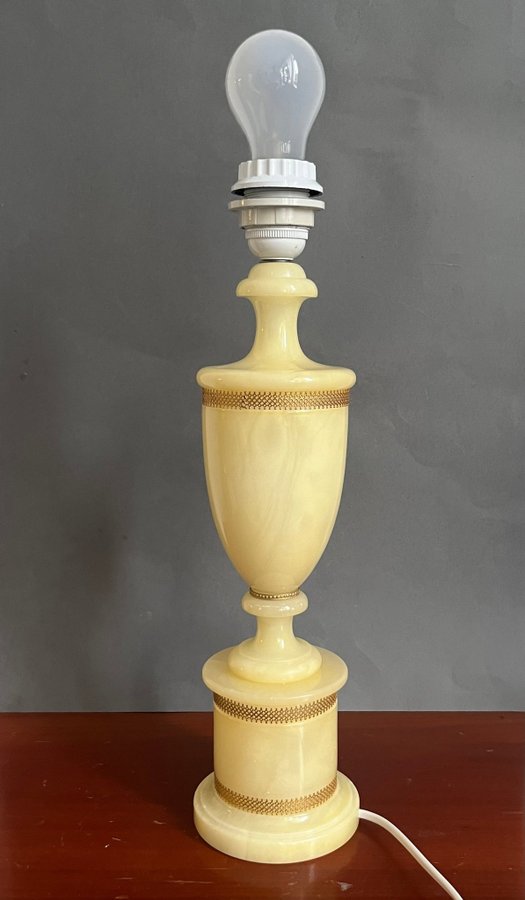 Italy Alabaster Bordslampa Italien 60-tal