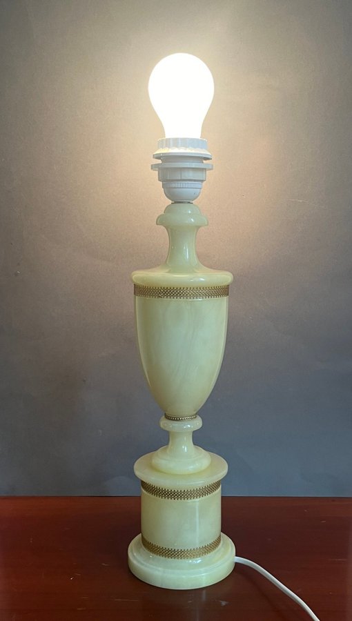 Italy Alabaster Bordslampa Italien 60-tal