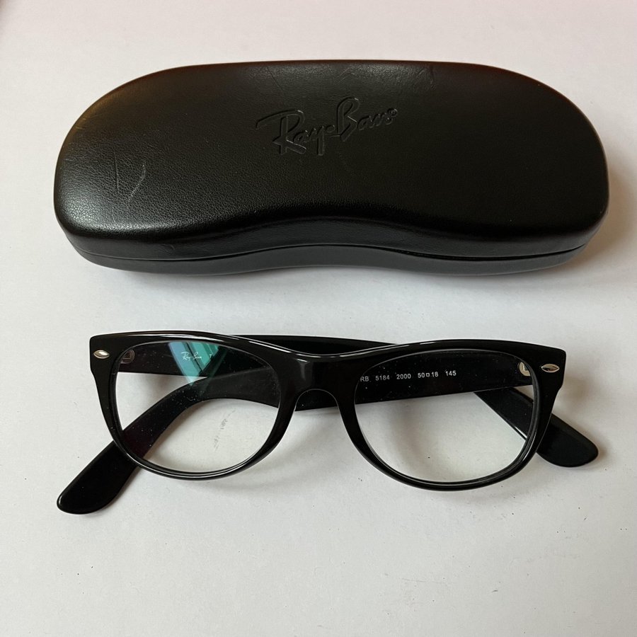 Ray-Ban New Wayfarer RB 5184 2000 50x18 145