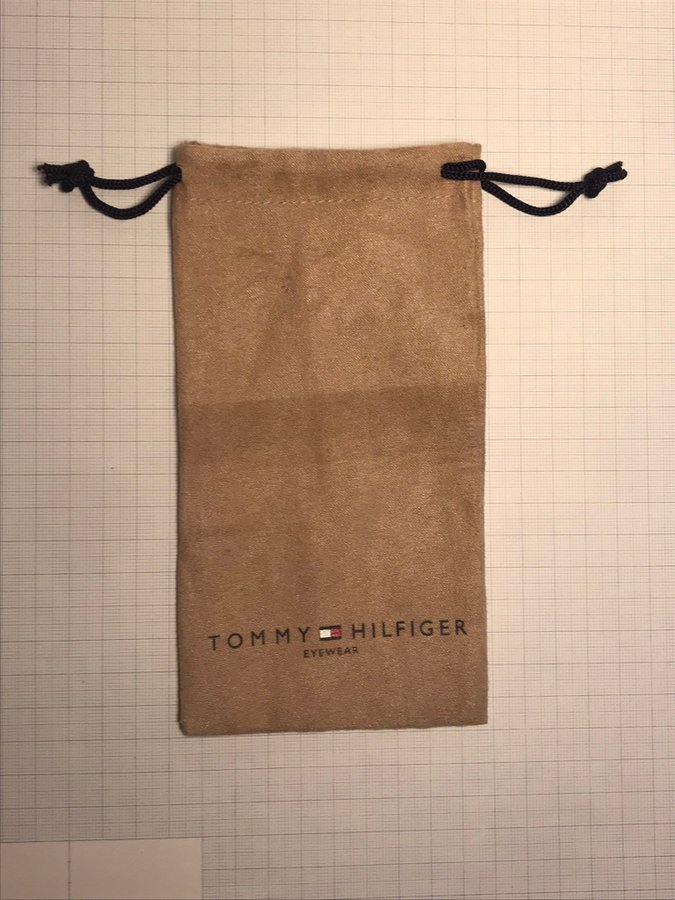 Tommy Hilfiger glasögonpåse