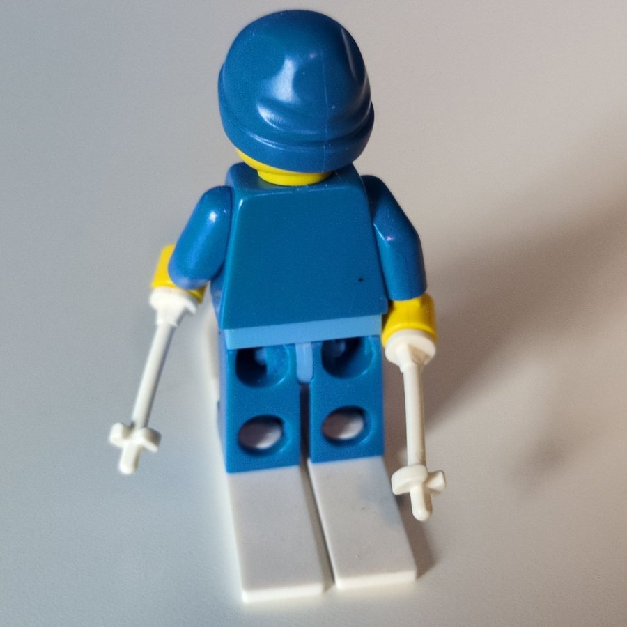 LEGO CMF SERIES Skiier