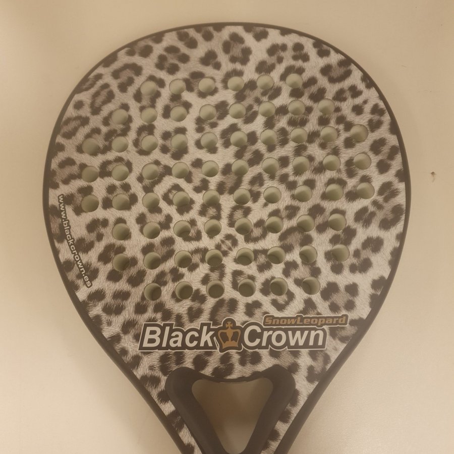 Black crown padelrack snowleopard